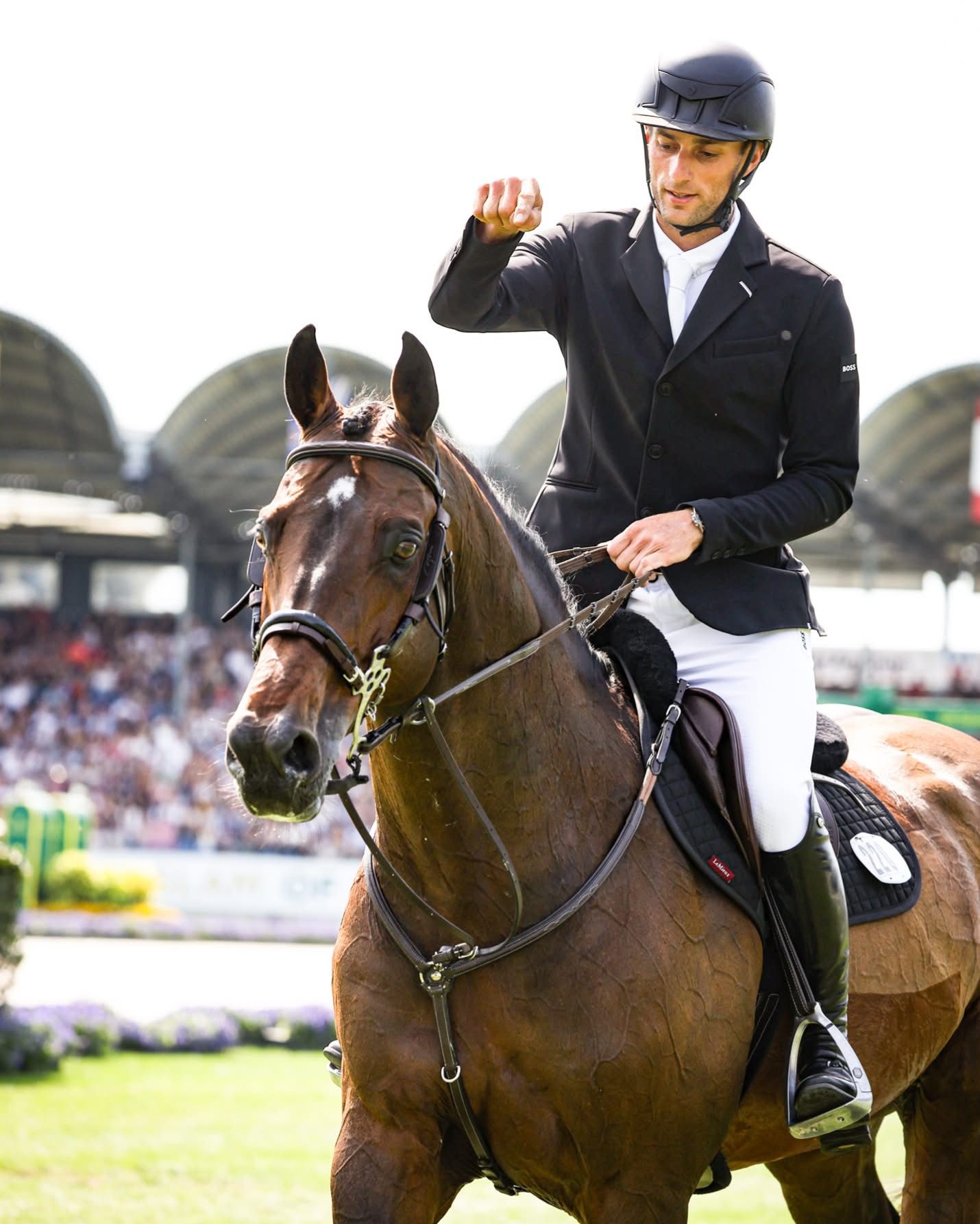 United Touch S avec son cavalier